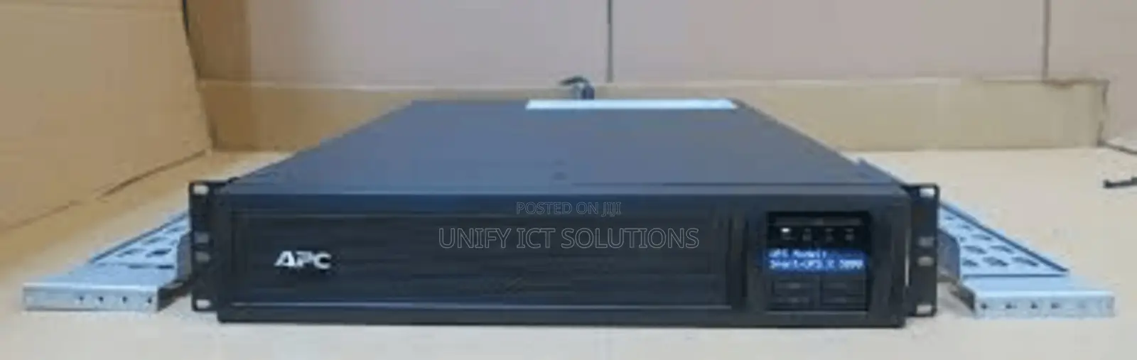 APC Smart-Ups 3000 3kva 3000VA 2700W Rackmount