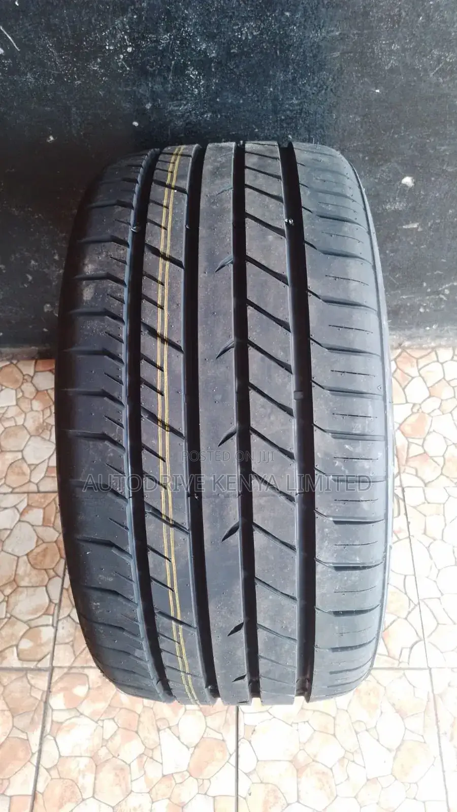 275/40r18 Bearway Tyre