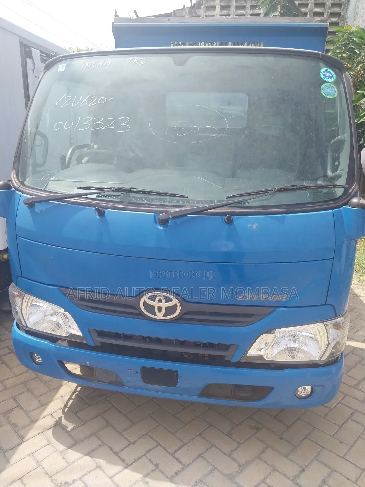 Toyota Dyna Tipper 2017 Blue