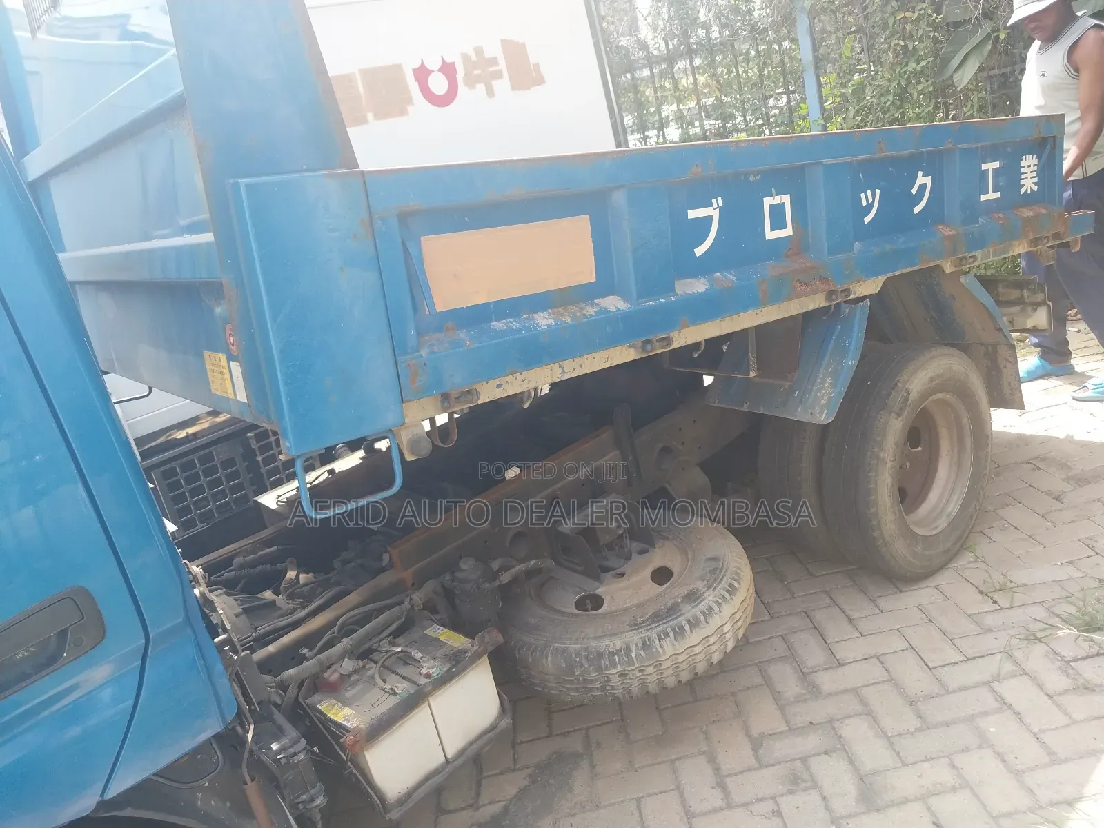 Toyota Dyna Tipper 2017 Blue