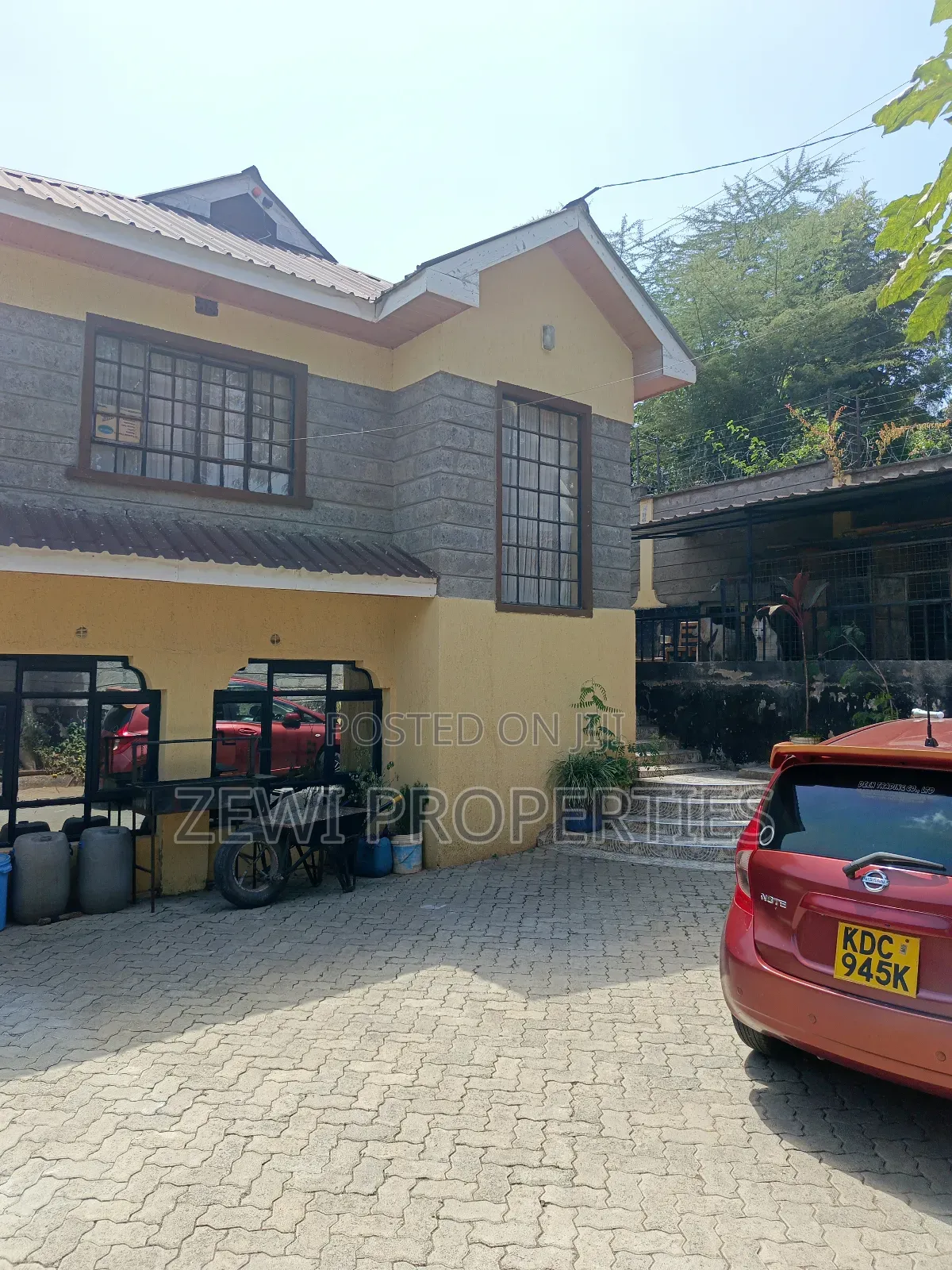 3bdrm Maisonette in Matasia for sale