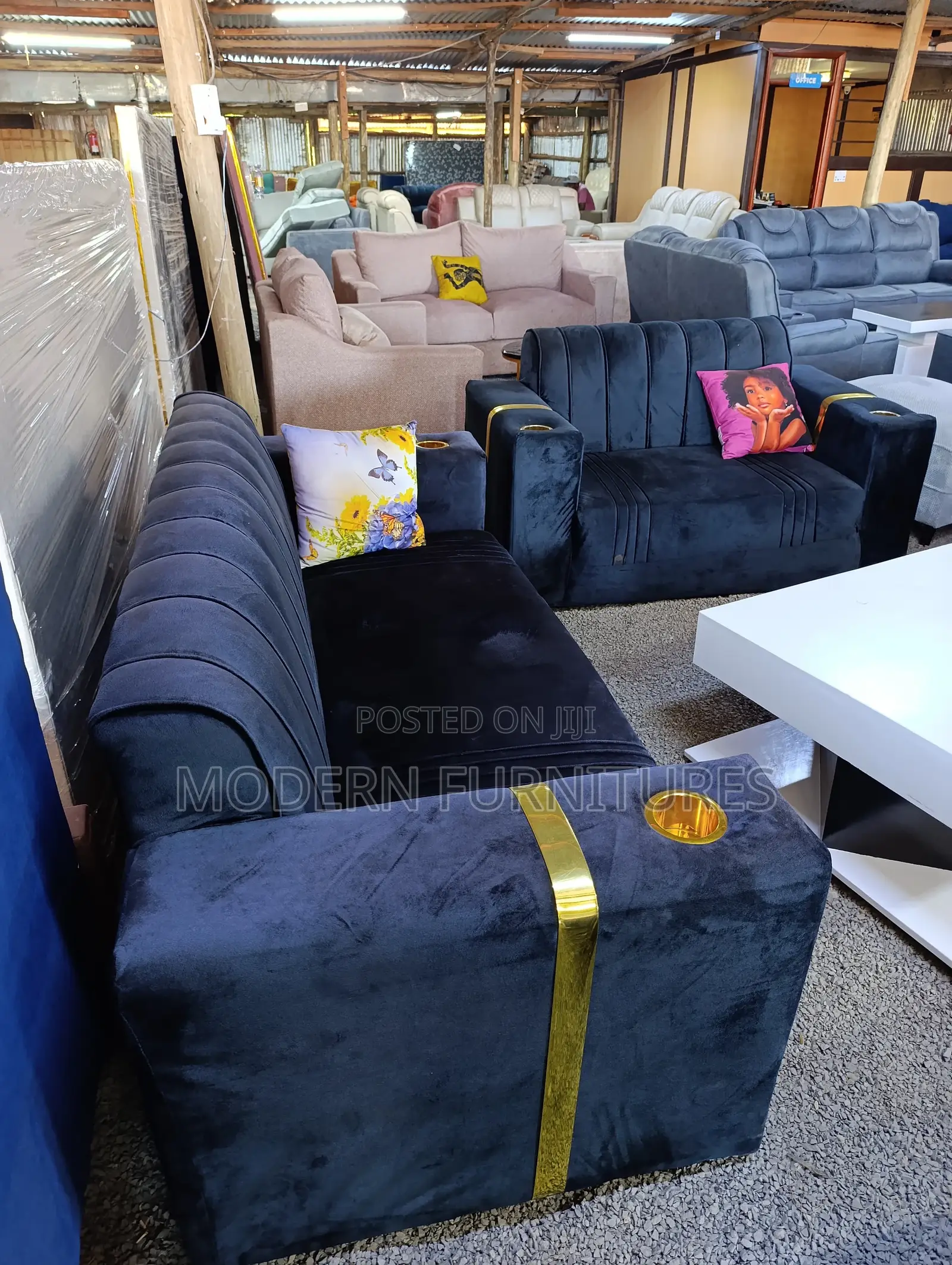 Modern Classy 5 Seater Sofa