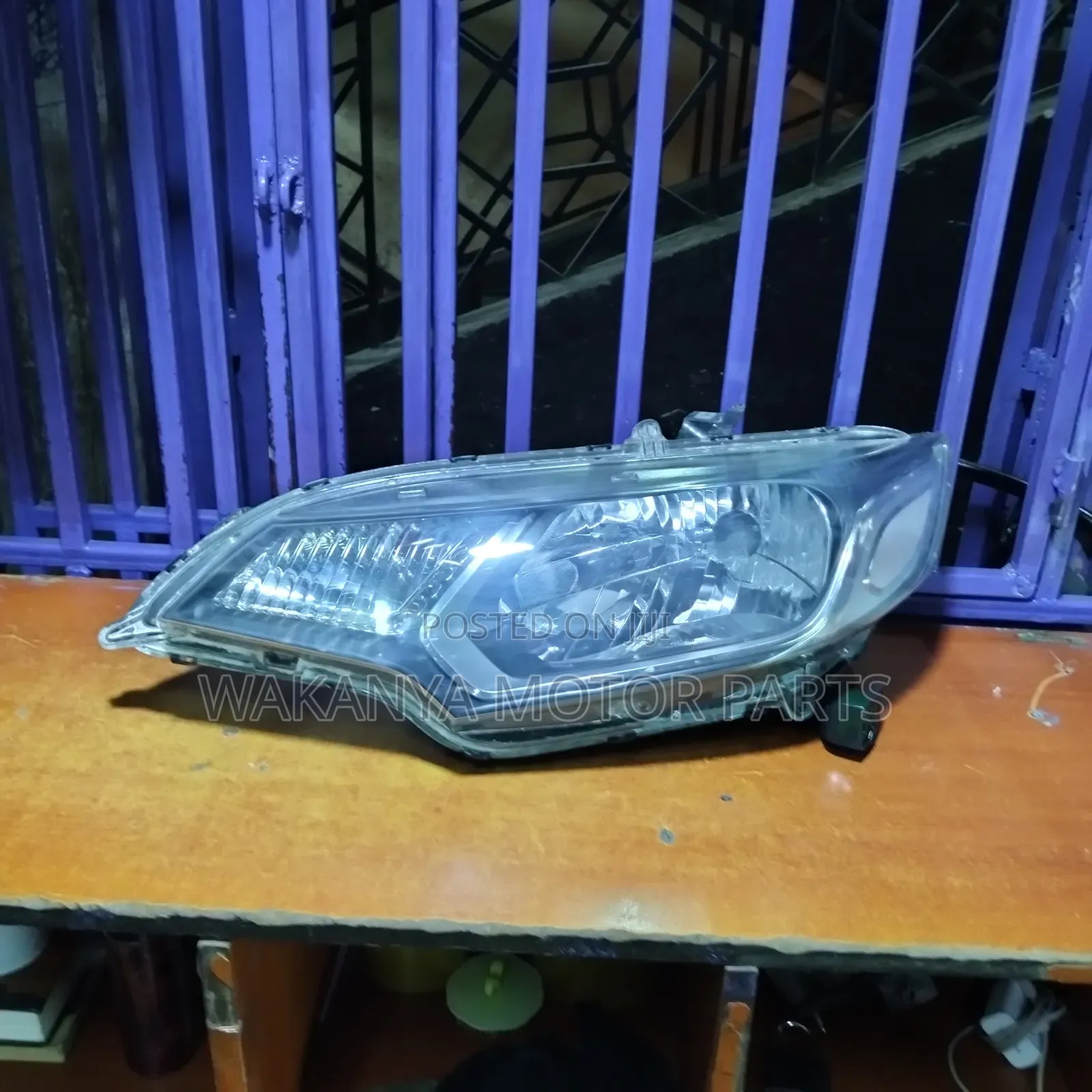 Honda Fit 2014/2018 Non Zenon Headlight, Clean Ex Japan