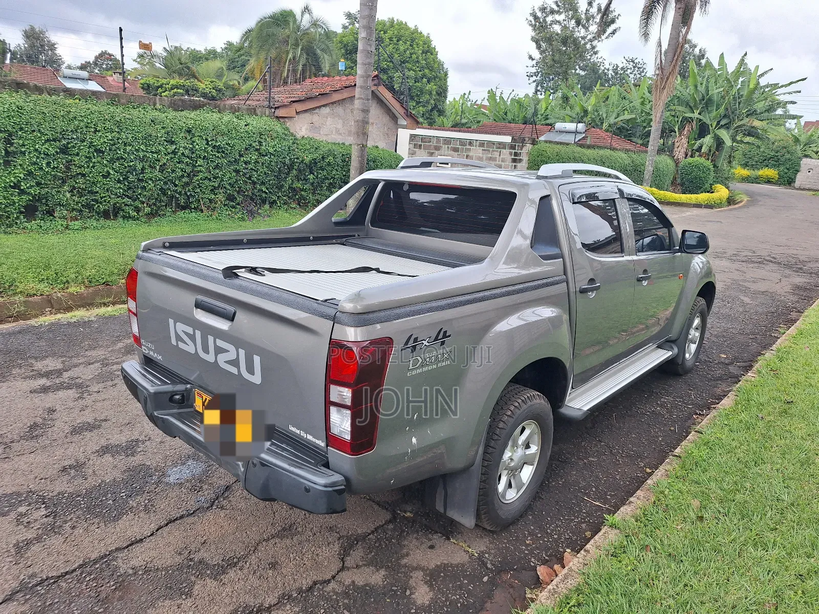 Isuzu D-MAX 2022 Gray