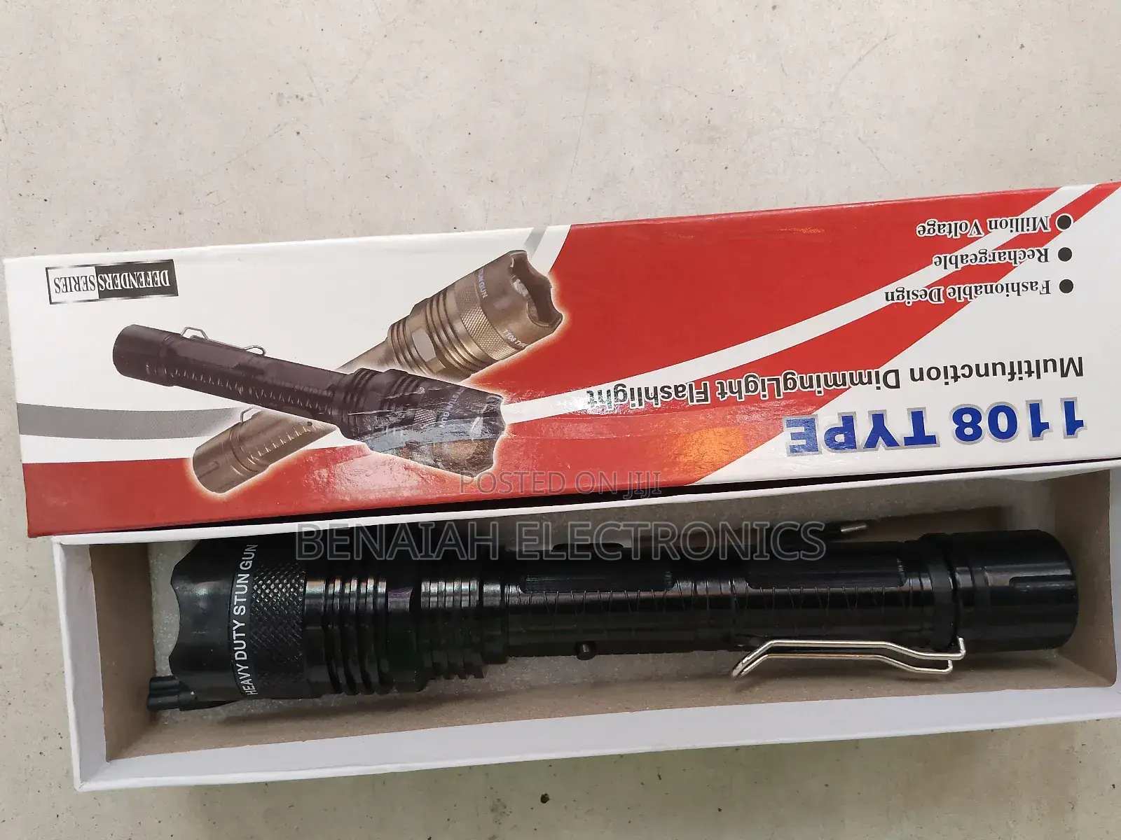 Multifunctional Torch With Dimming Flashlight