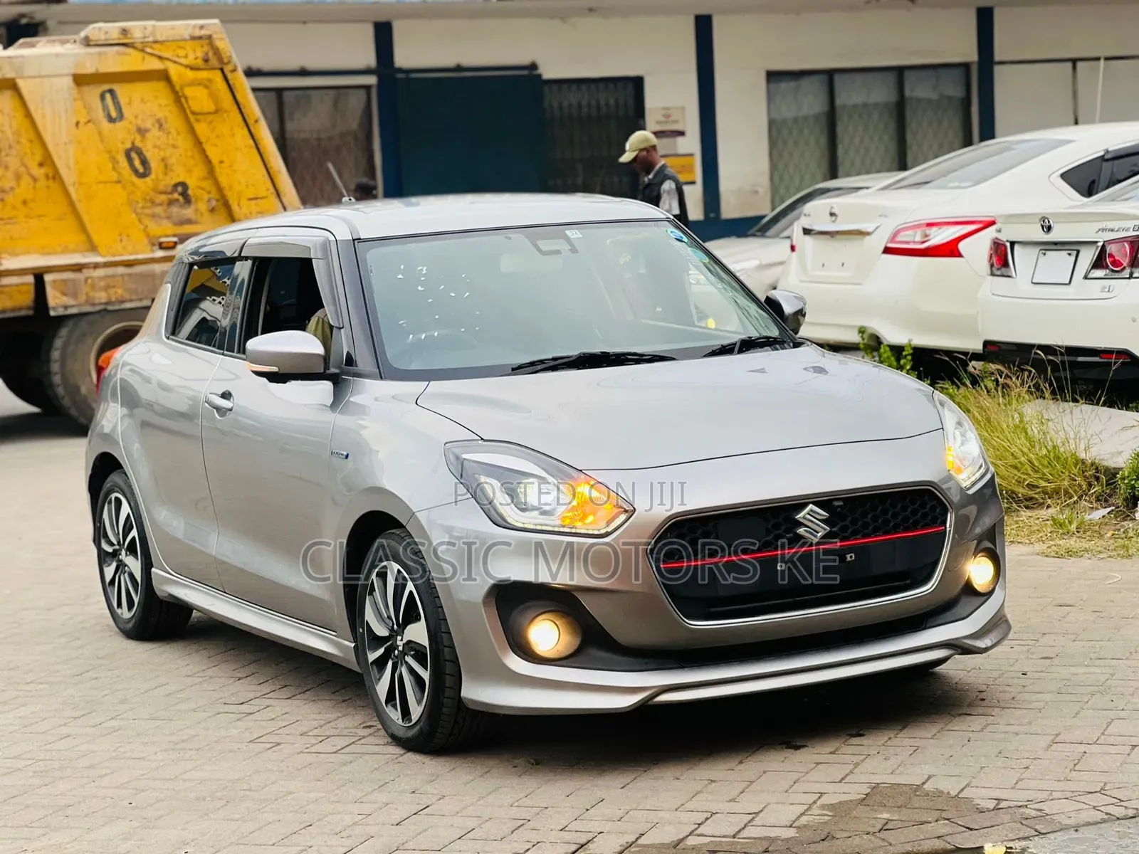 Suzuki Swift 2018 Gray