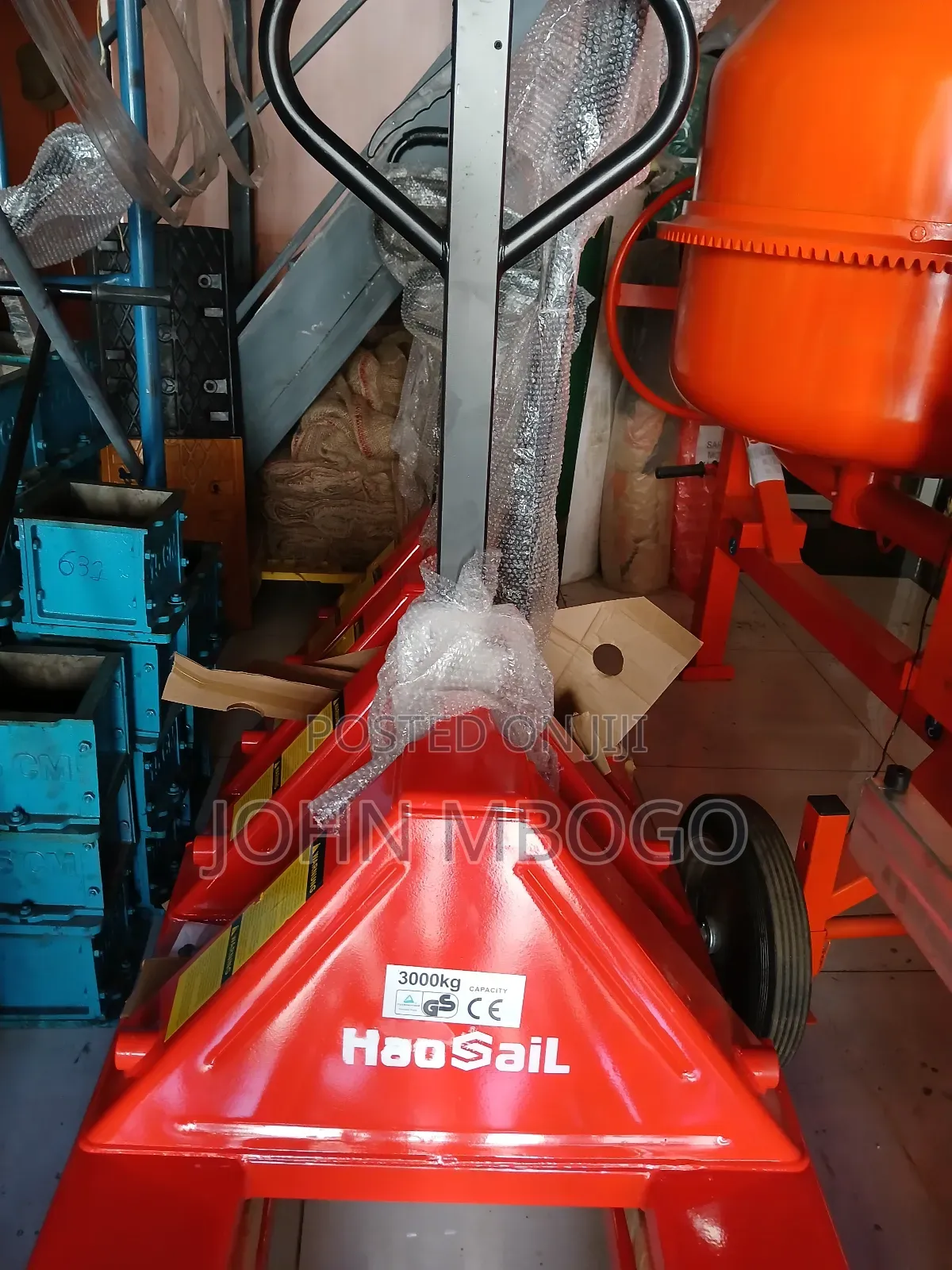 Hydraulic Pallet Truck .( Widebase )