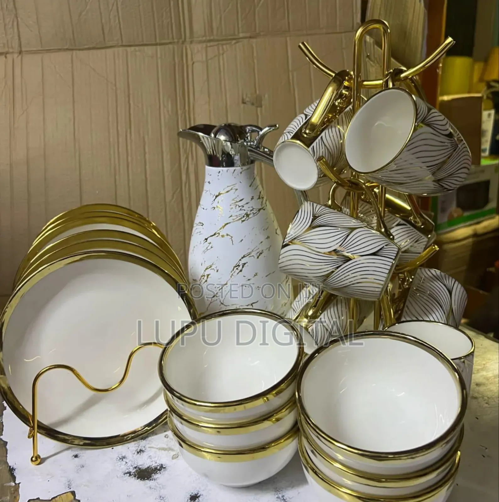 19 PCS Dinner Set/ Tea Set