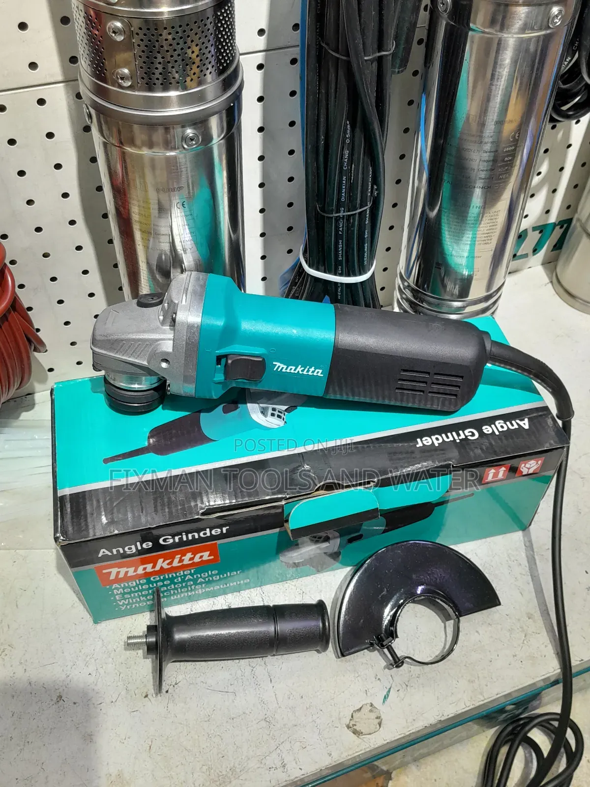 Powerful Makita Angle Grinder  840 Watts