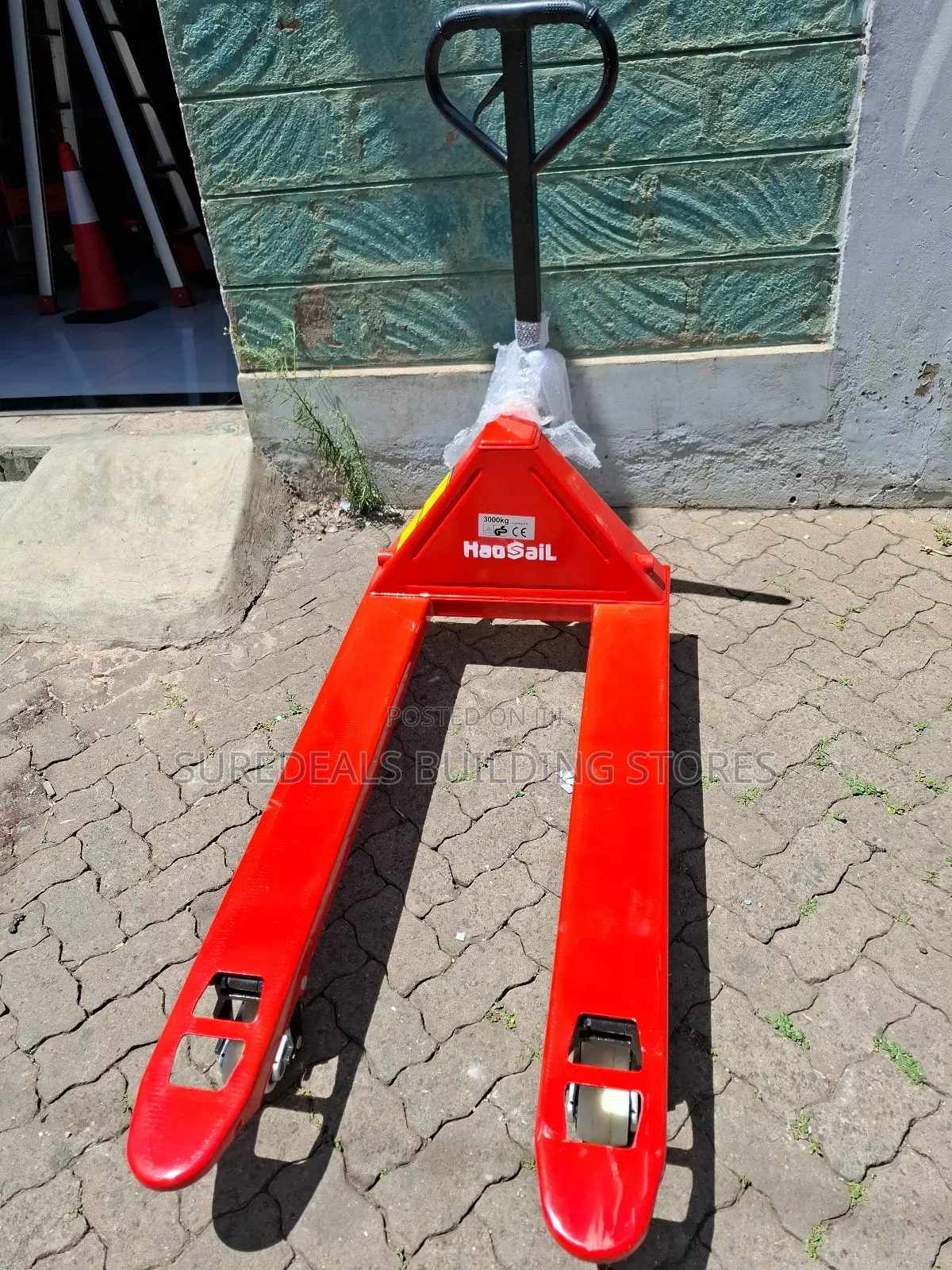 3000kg Hydraulic Hand Pallet Trolley.