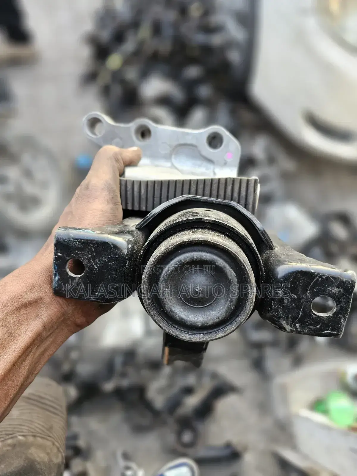 Suzuki Solio Engine Mounting