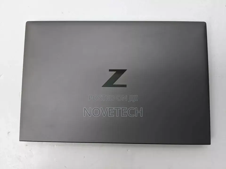Laptop HP ZBook Firefly 14 G7 16GB Intel Core I7 SSD 256GB