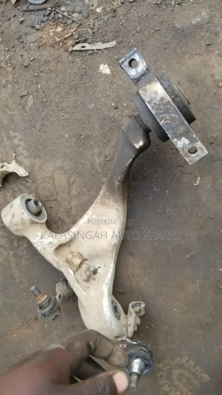 Nissan Fuga Control Arms