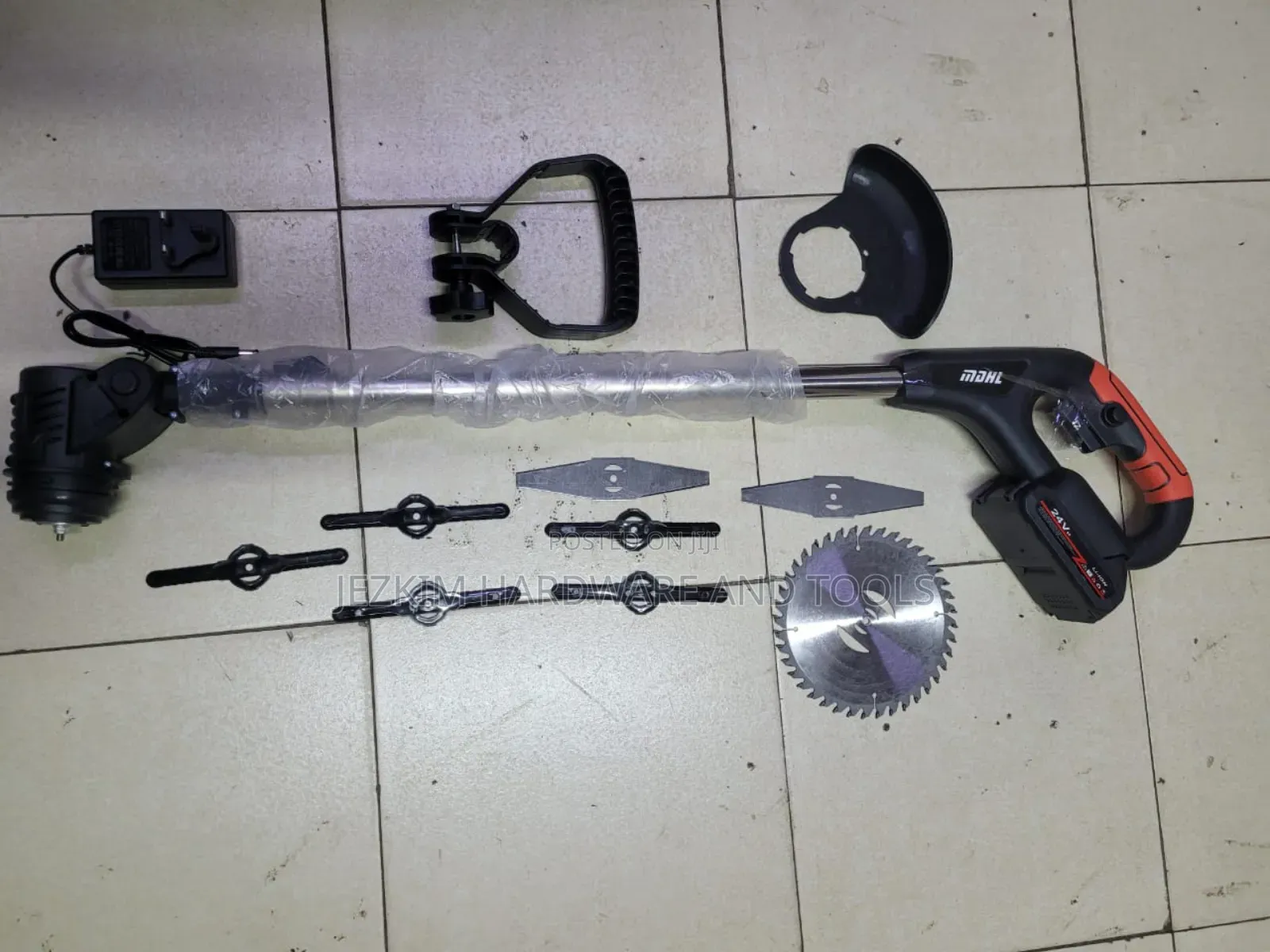 Brush Cutter Cordless/Chargible