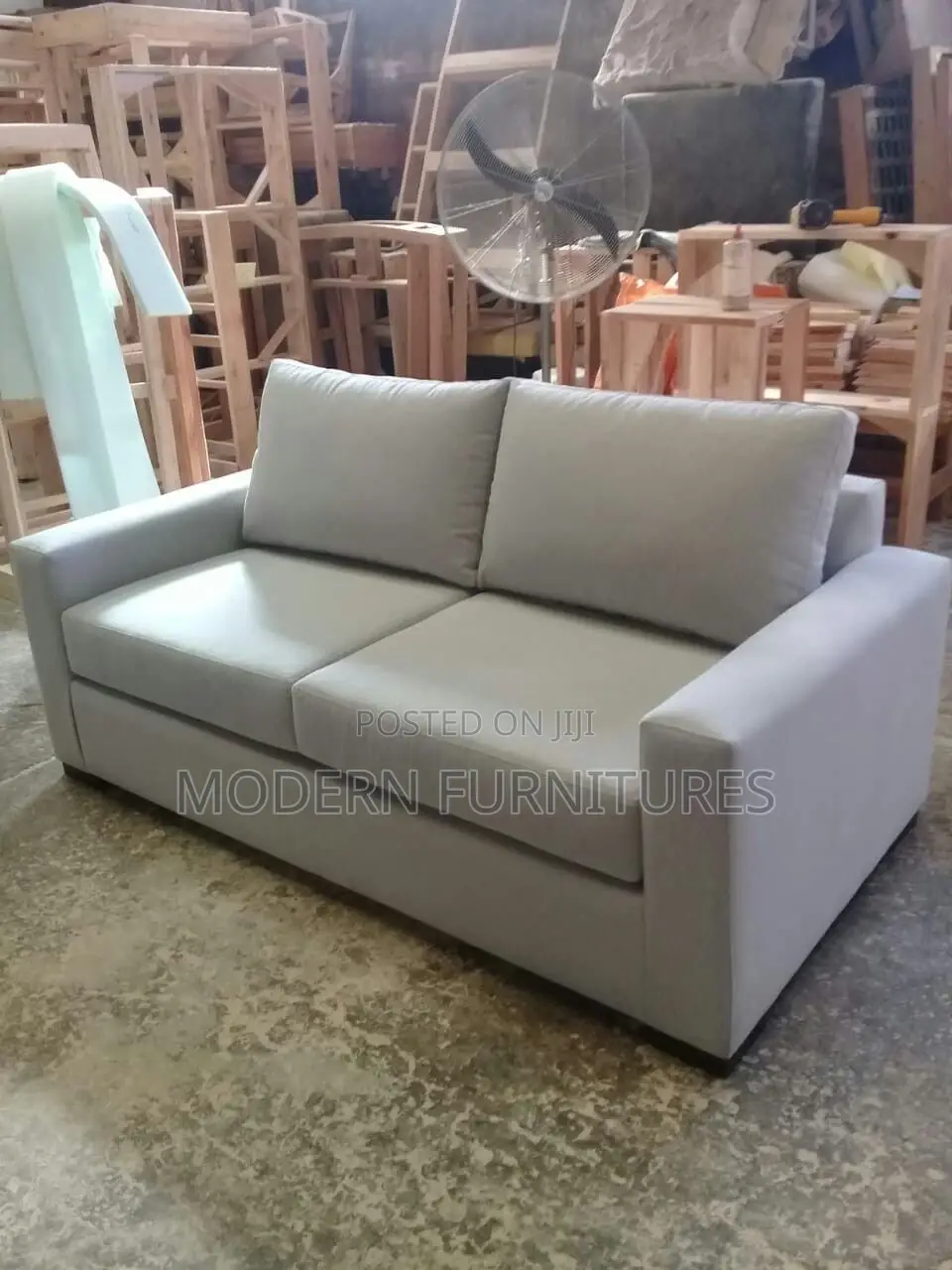 Beautiful 2 Seater Sofa/Couch