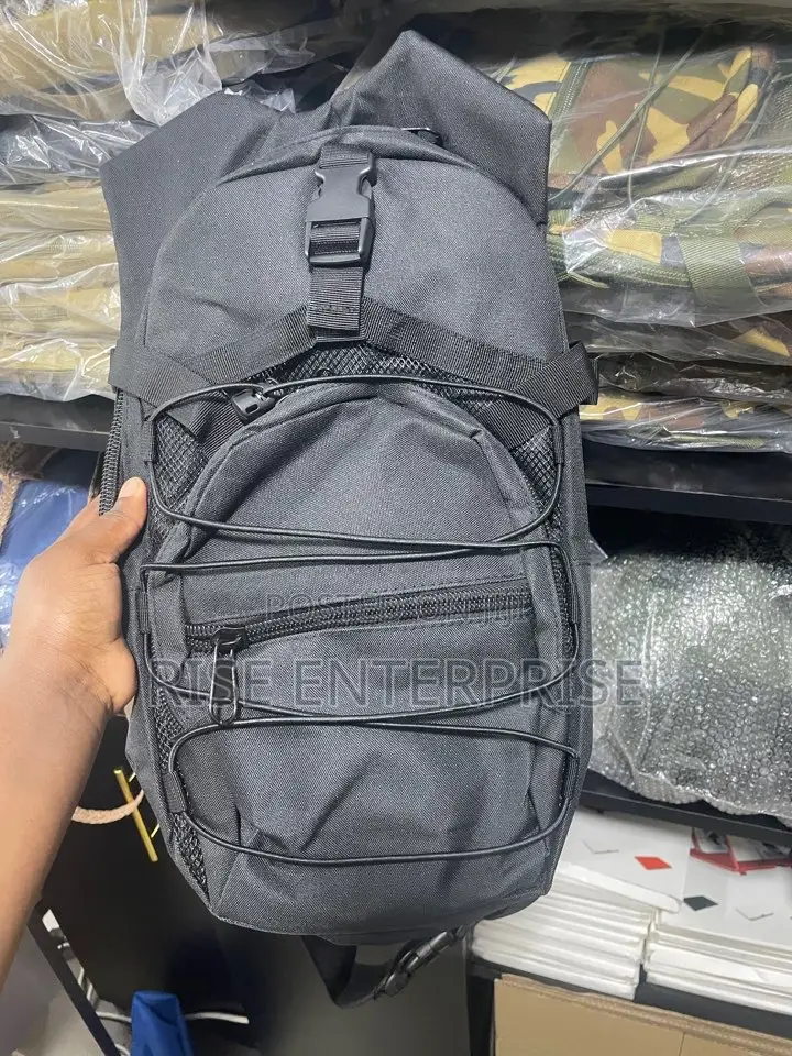 Black Camel Bag With 3L Water Bladder