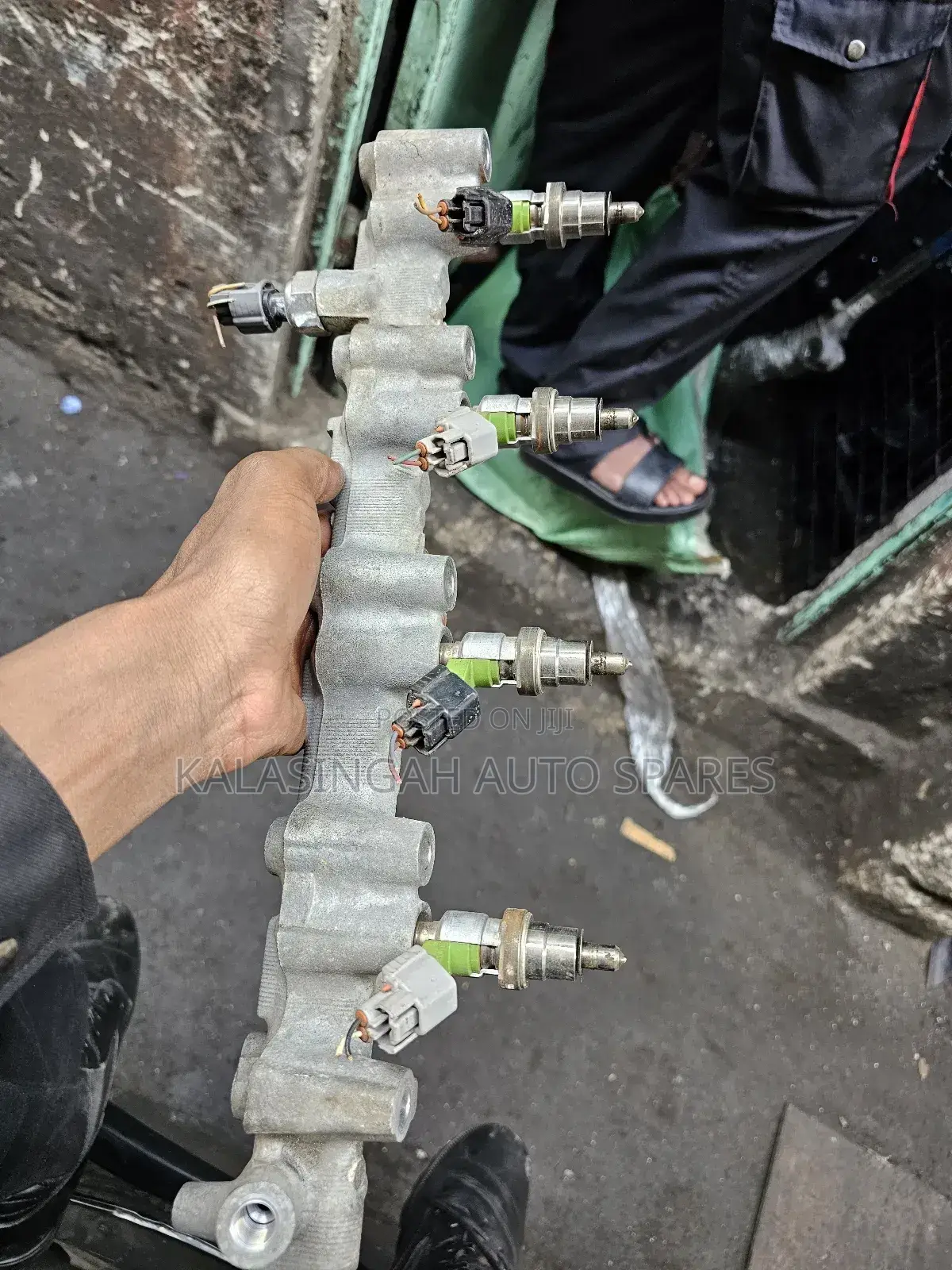 Fuel Injector Nozzles 1az