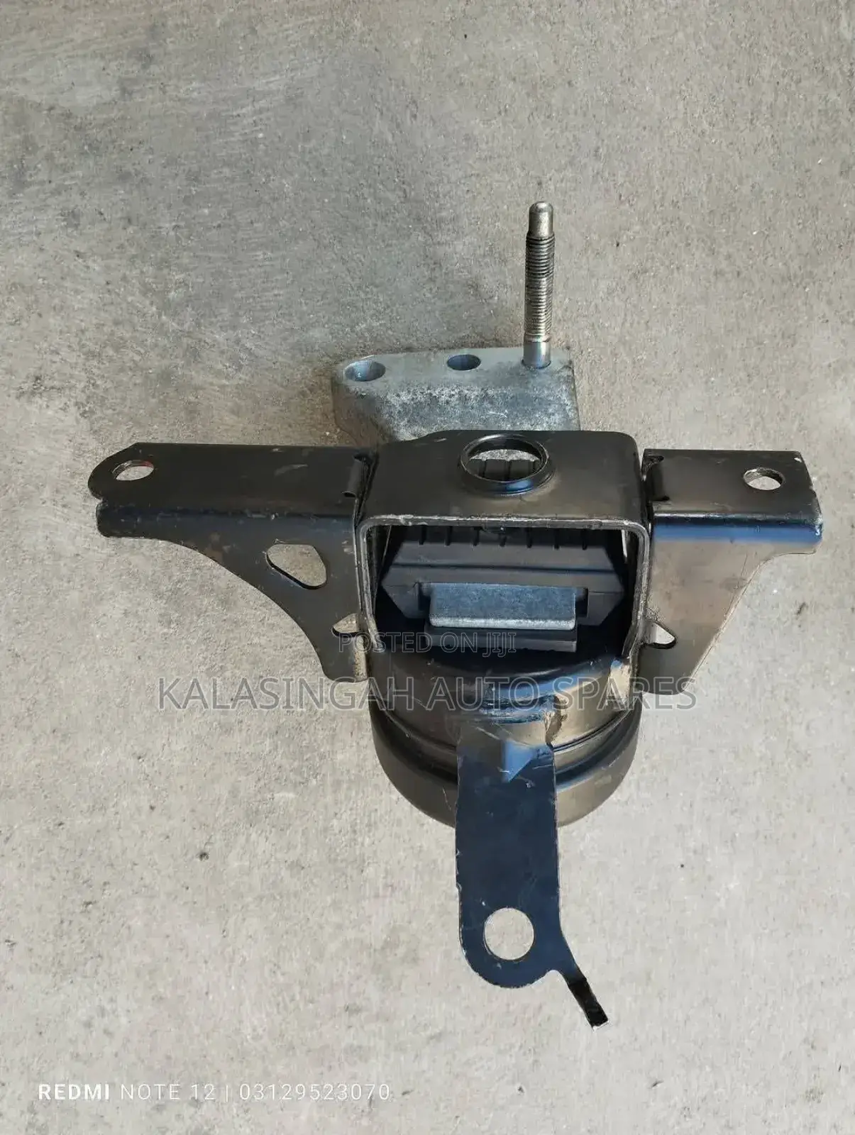 Engine Mounting  Ractis