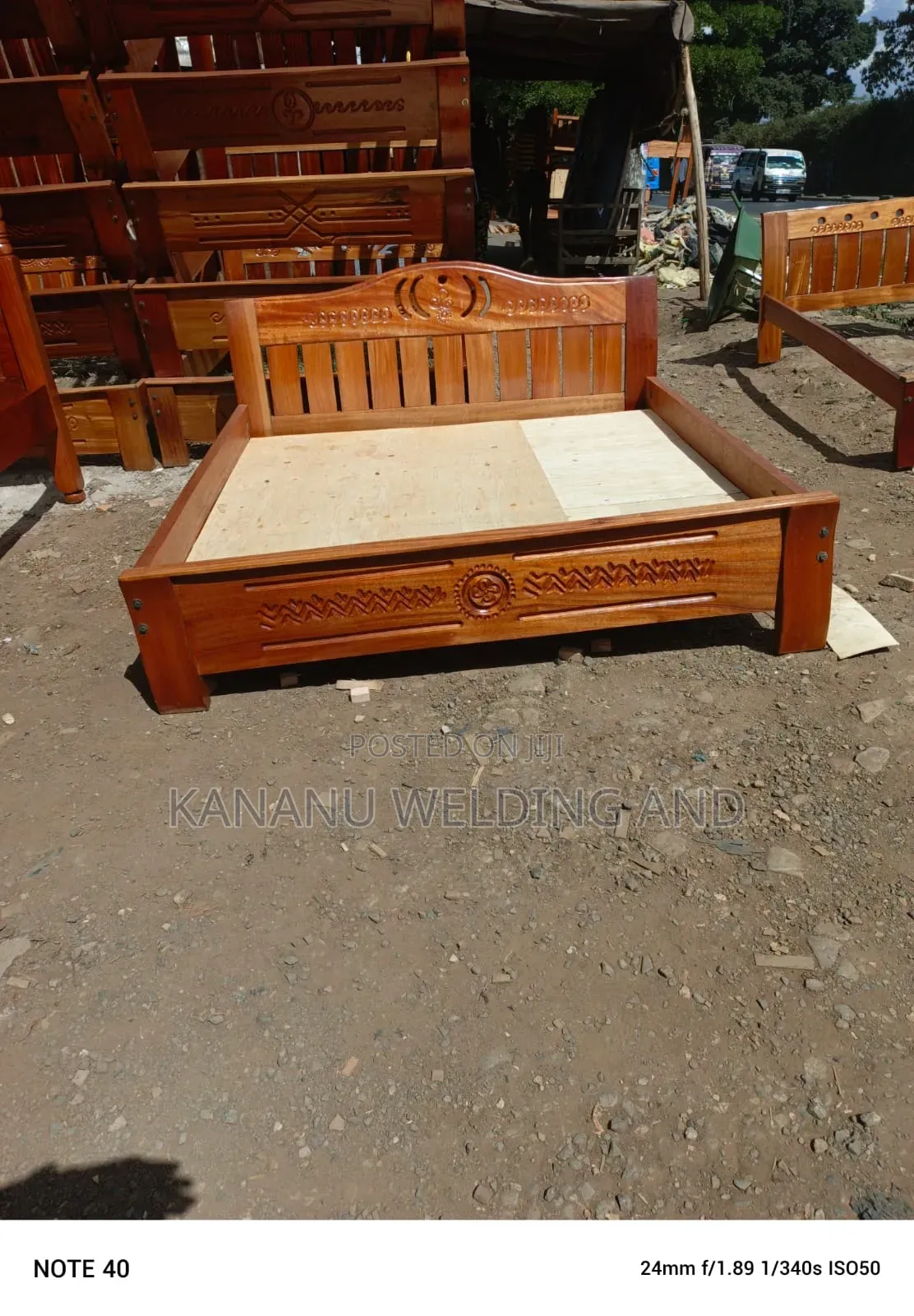 5*6 Mahogany Bed
