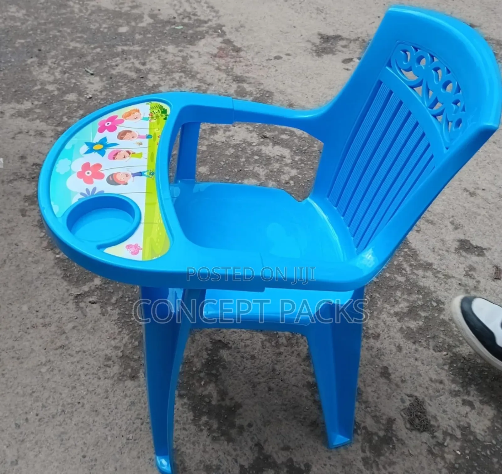 Stackable Blue Baby Feeding Chair