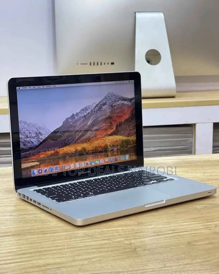 Laptop Apple MacBook Pro 2012 8GB Intel Core I7 SSD 256GB