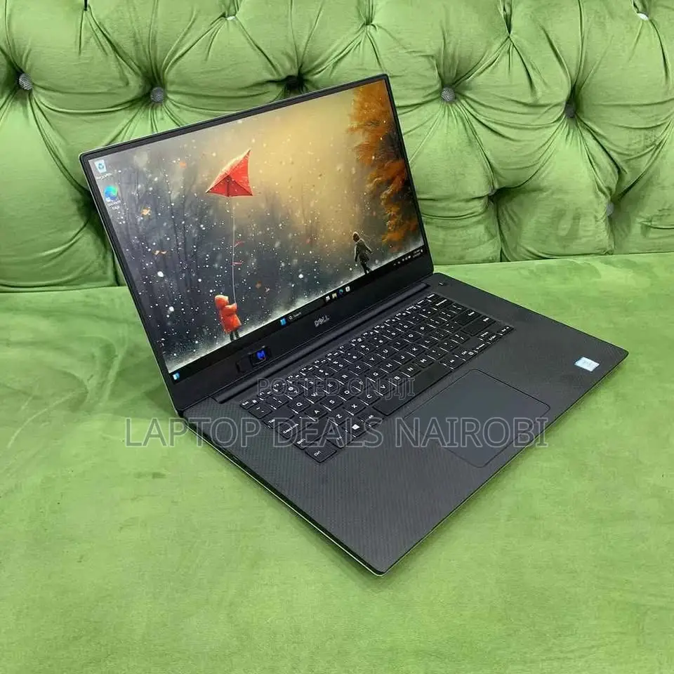 Laptop Dell Latitude 5530 16GB Intel Core I7 SSD 256GB