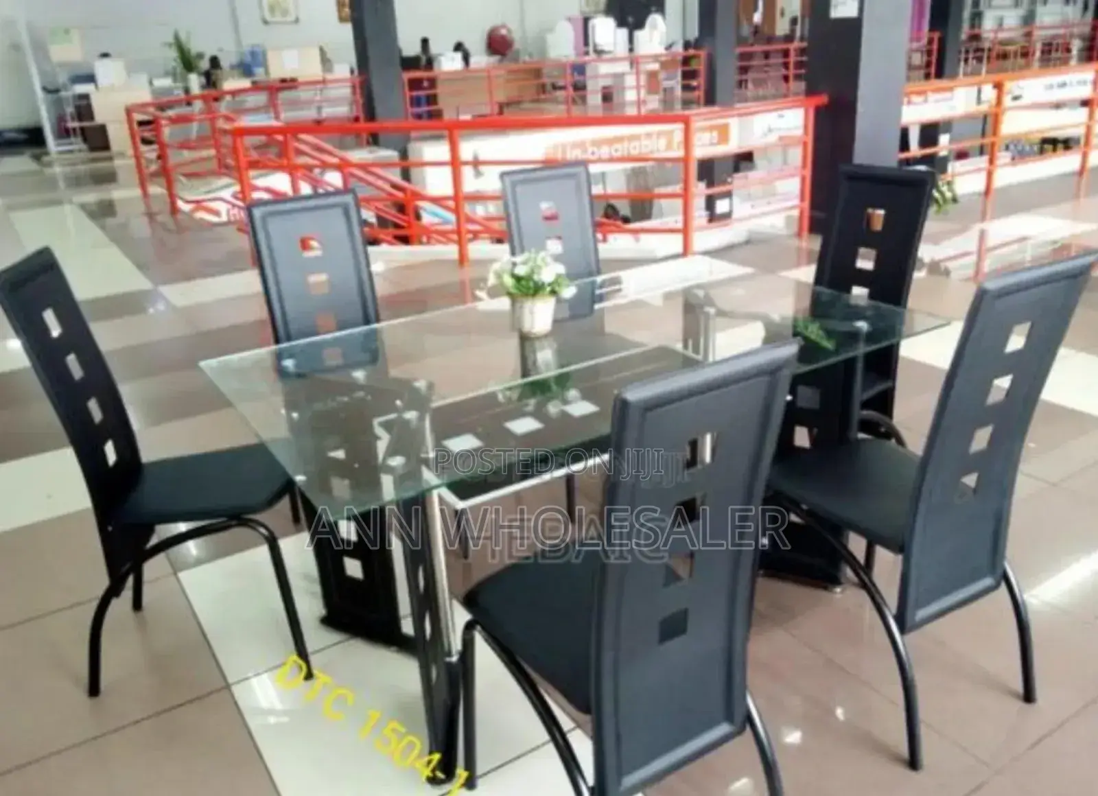 Dinning Table 6 Sitter Glass
