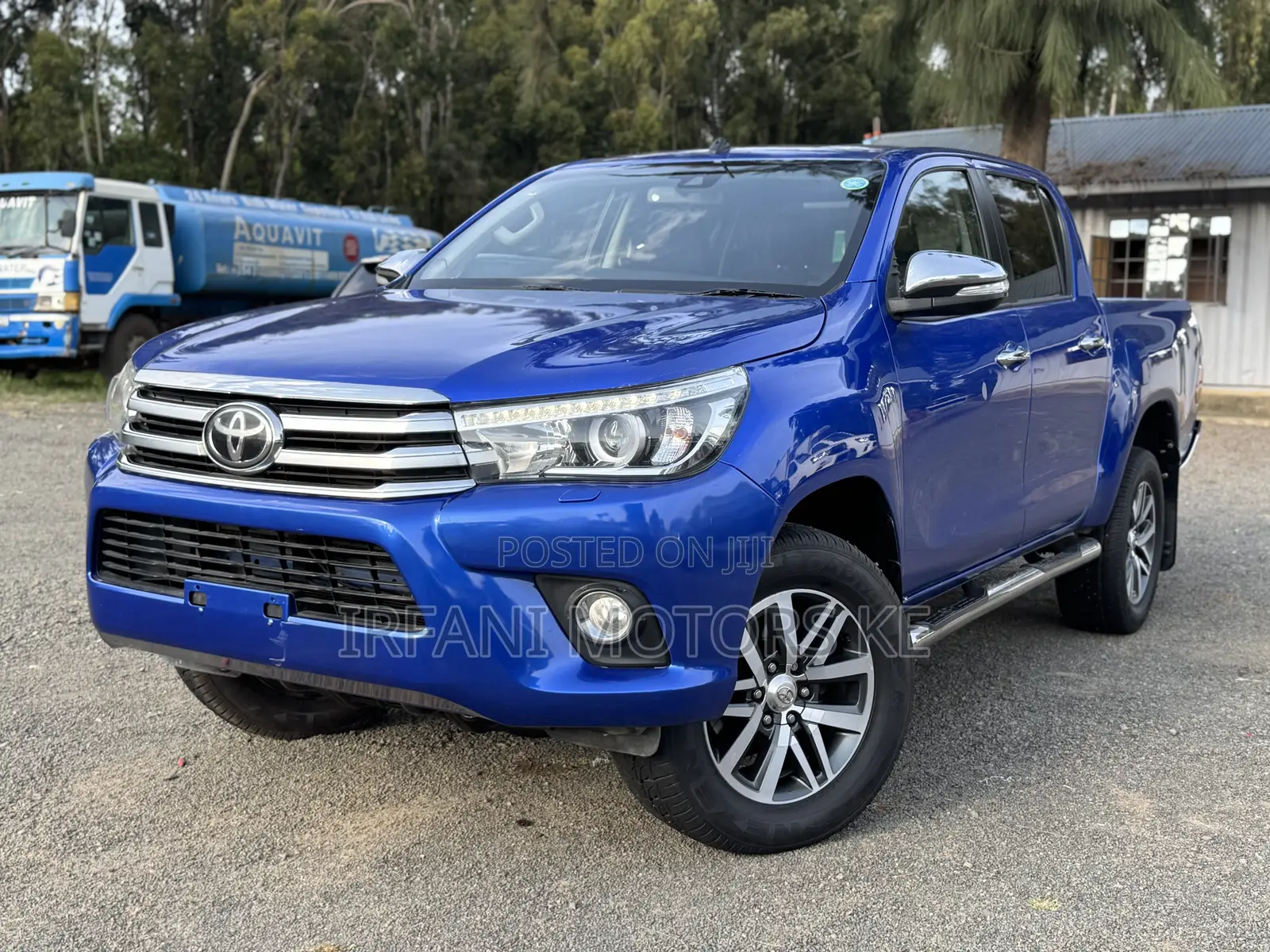 Toyota Hilux 2017 Blue