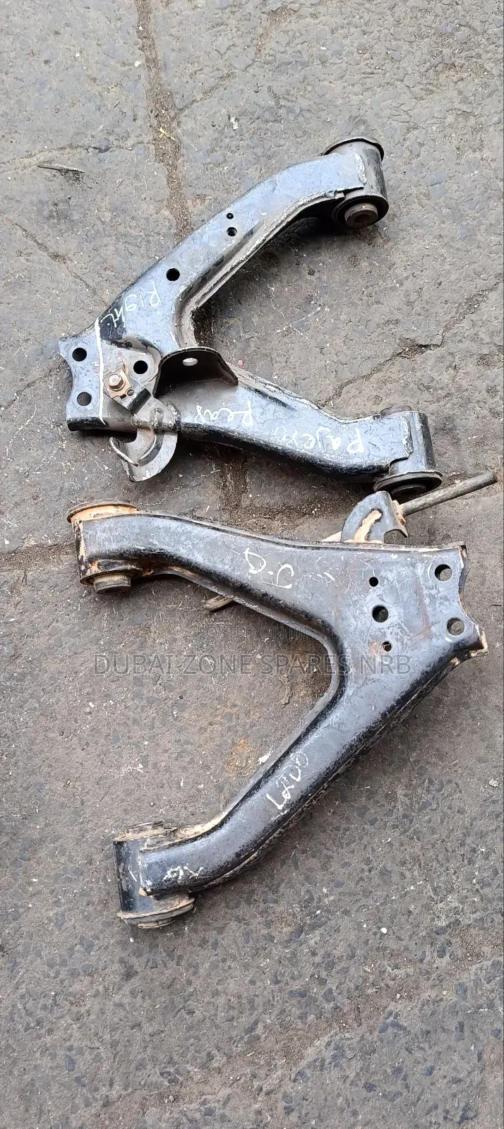 Rear Control Arms Pajero Shogun.