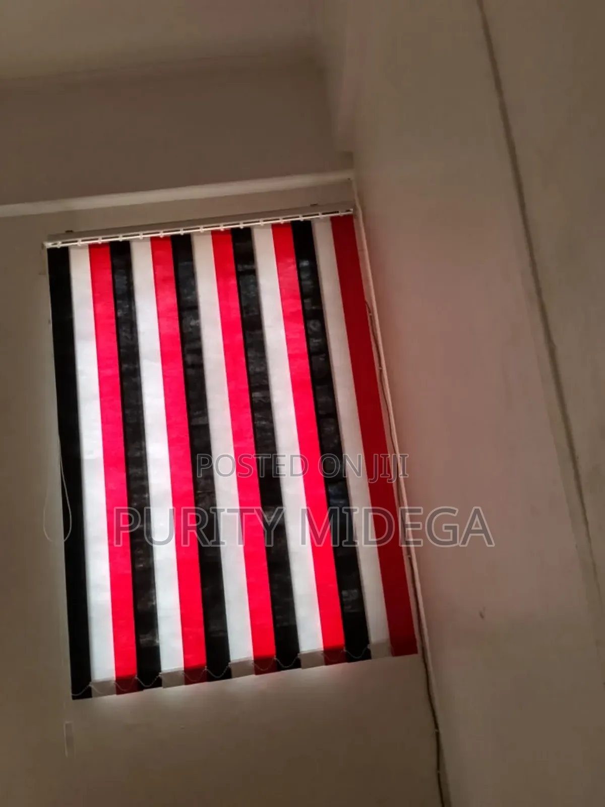 Black,Red and White Fabrics of Vertical Blinds