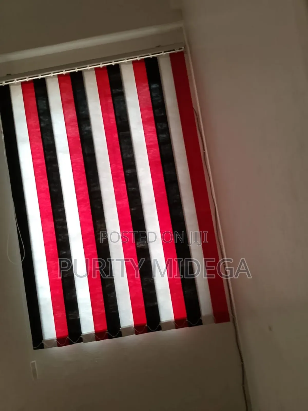 Black,Red and White Fabrics of Vertical Blinds