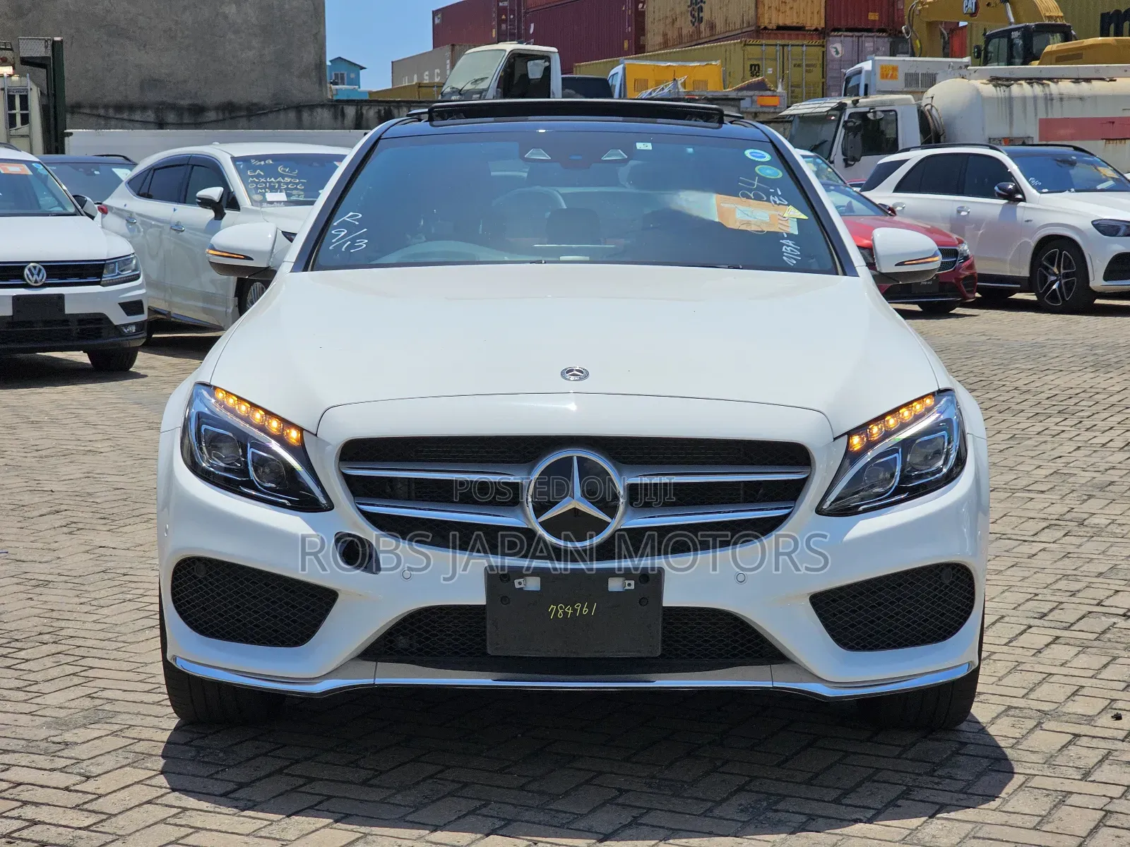 Mercedes-Benz C200 2018 Pearl