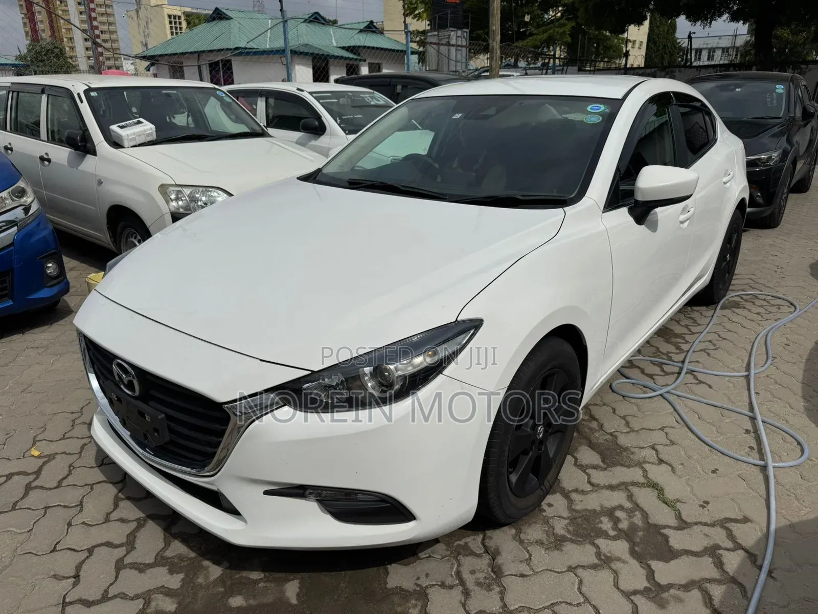 Mazda Axela 2018 White