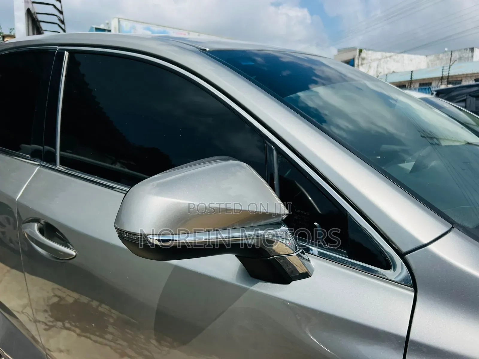Lexus NX 2018 Gold