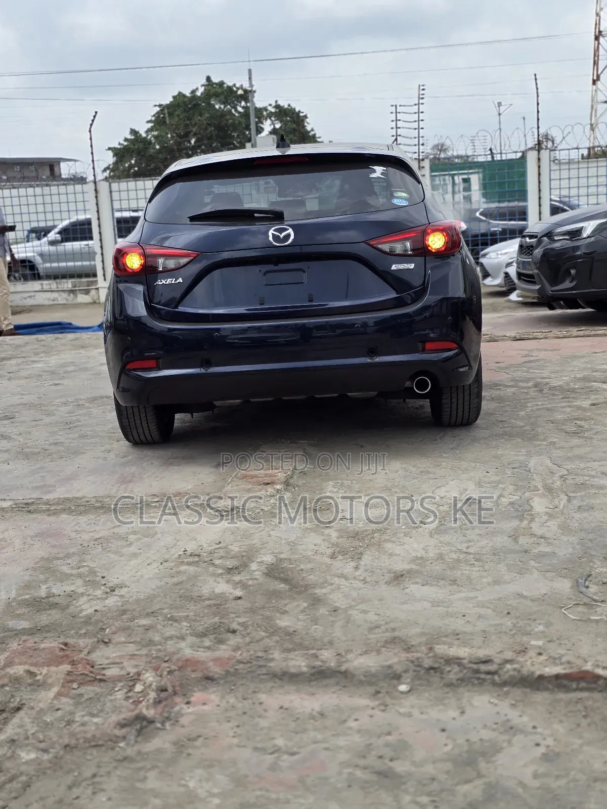 Mazda Axela 2018 Blue