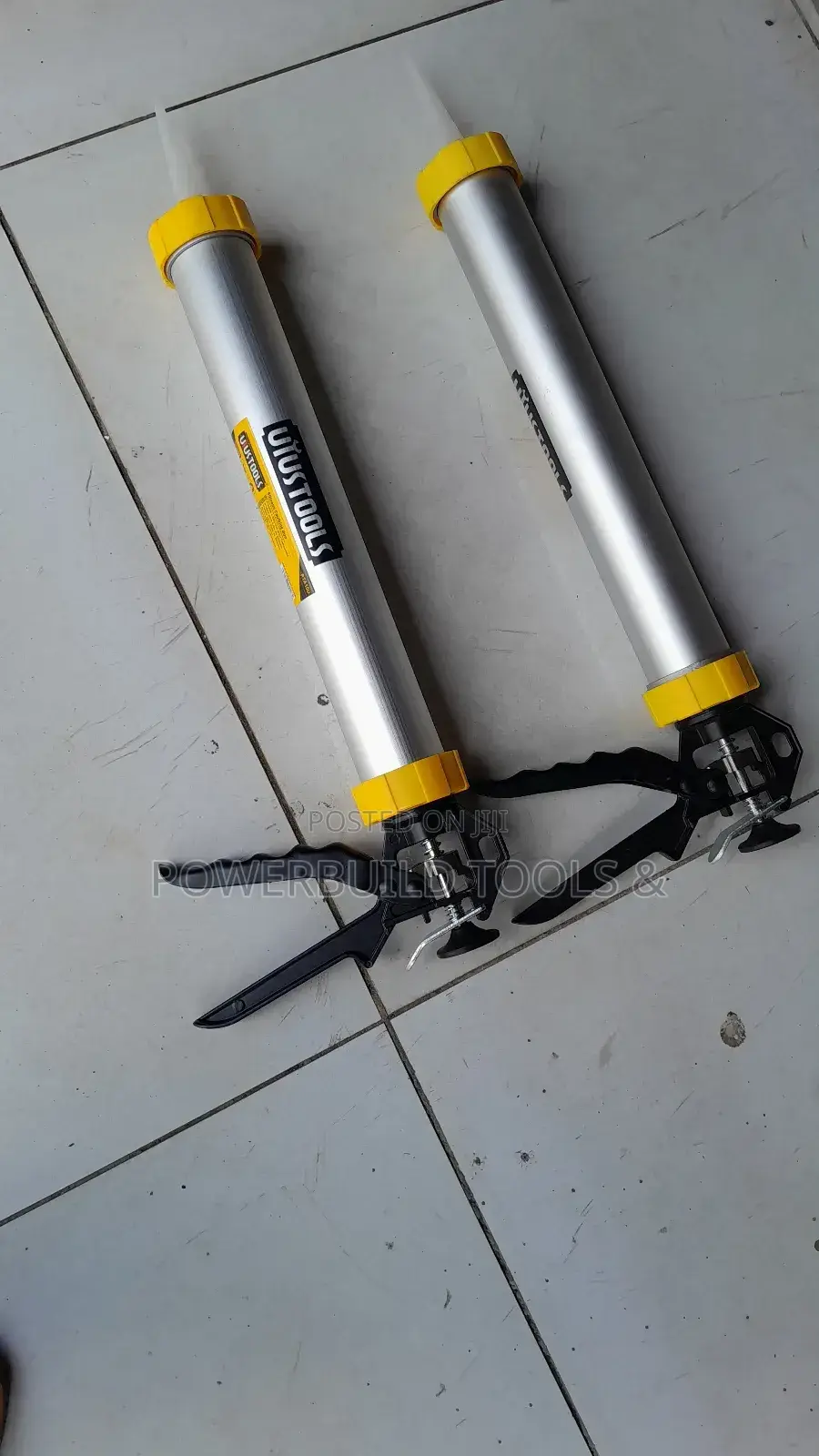 Silicone Caulking Gun