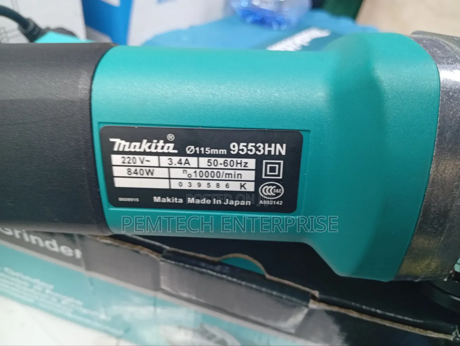 Heavy Duty Makita Angle Grinder