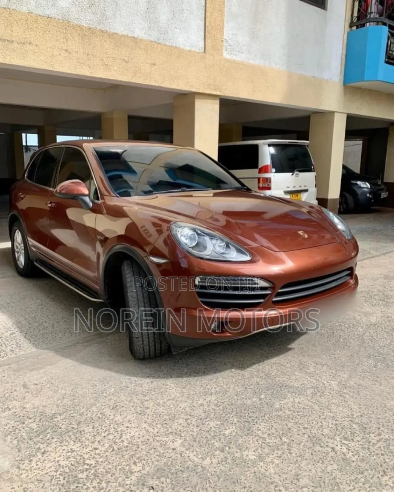 Porsche Cayenne 2017 Brown