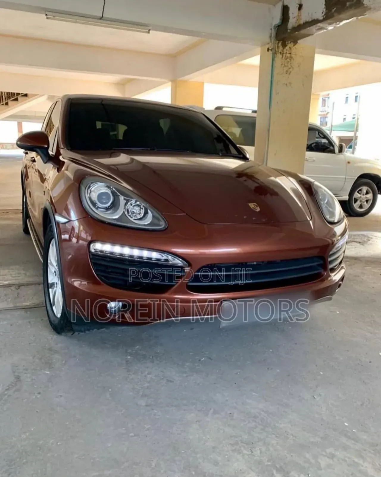 Porsche Cayenne 2017 Brown
