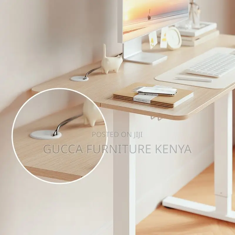 Office Tables: Modern Height-Adjustable Executive Work Desk