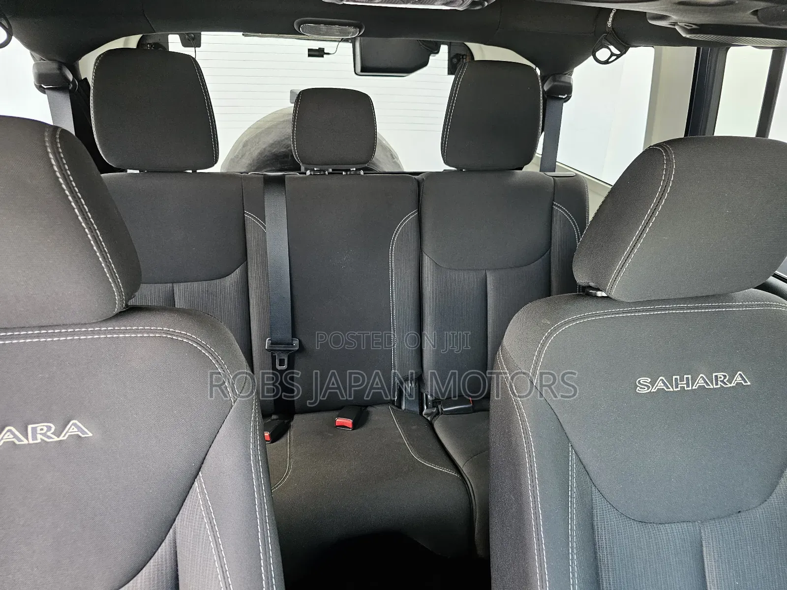 Jeep Wrangler Sahara 4x4 2016 Gray