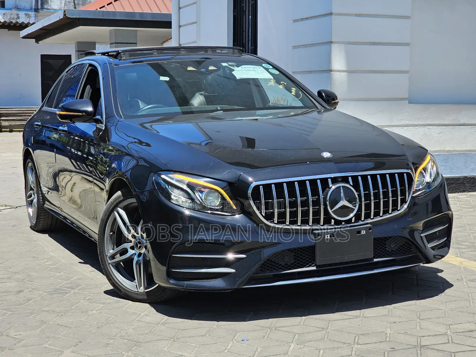 Mercedes-Benz E200 2017 Matt Black