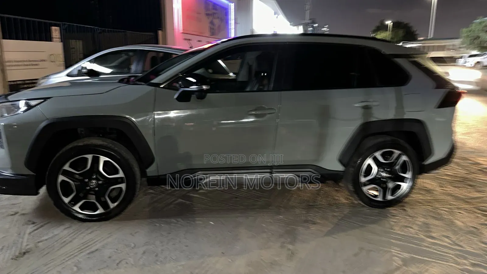 Toyota RAV4 2022 Green