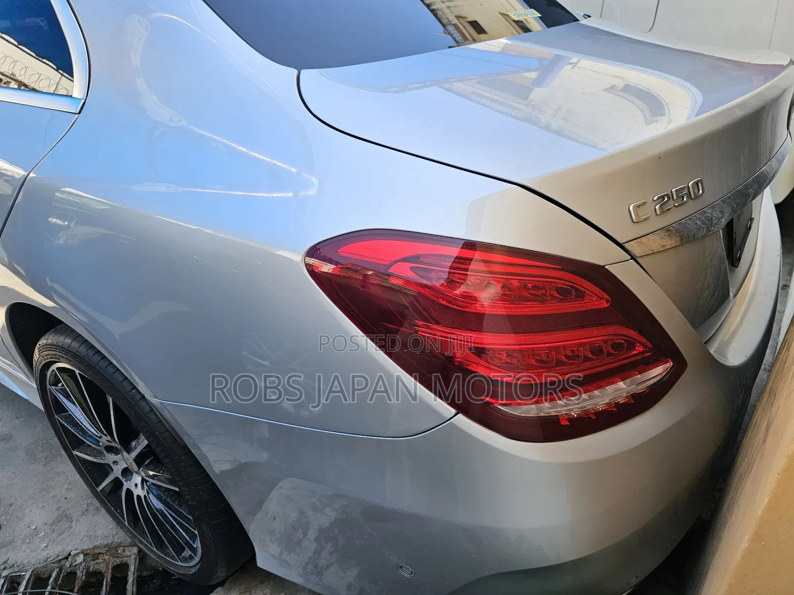 Mercedes-Benz C250 2017 Ivory