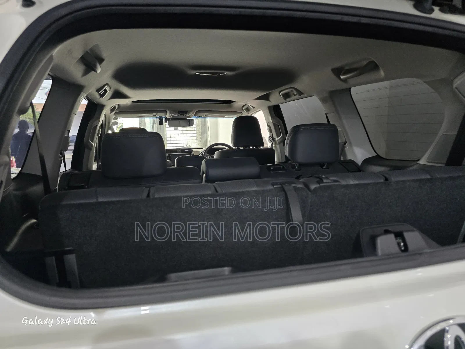 Toyota Land Cruiser Prado 2018 Off white