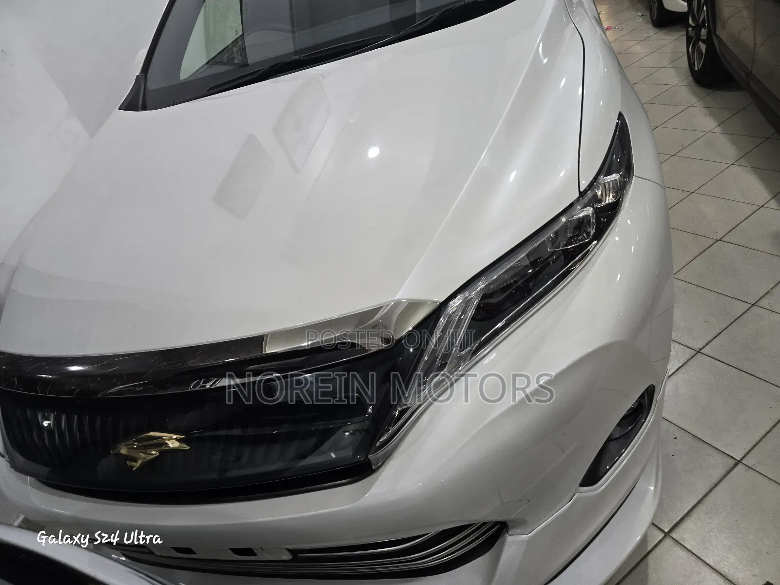 Toyota Harrier 2018 Off white