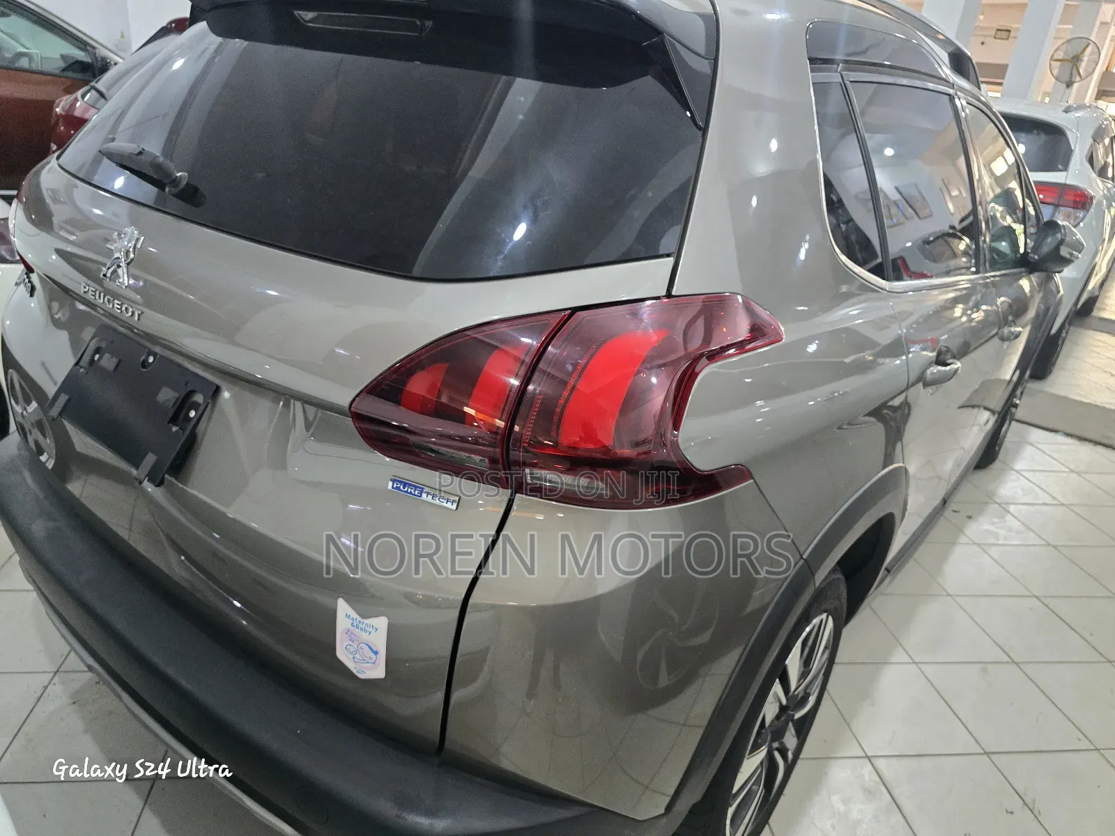 Peugeot 2008 2018 Brown