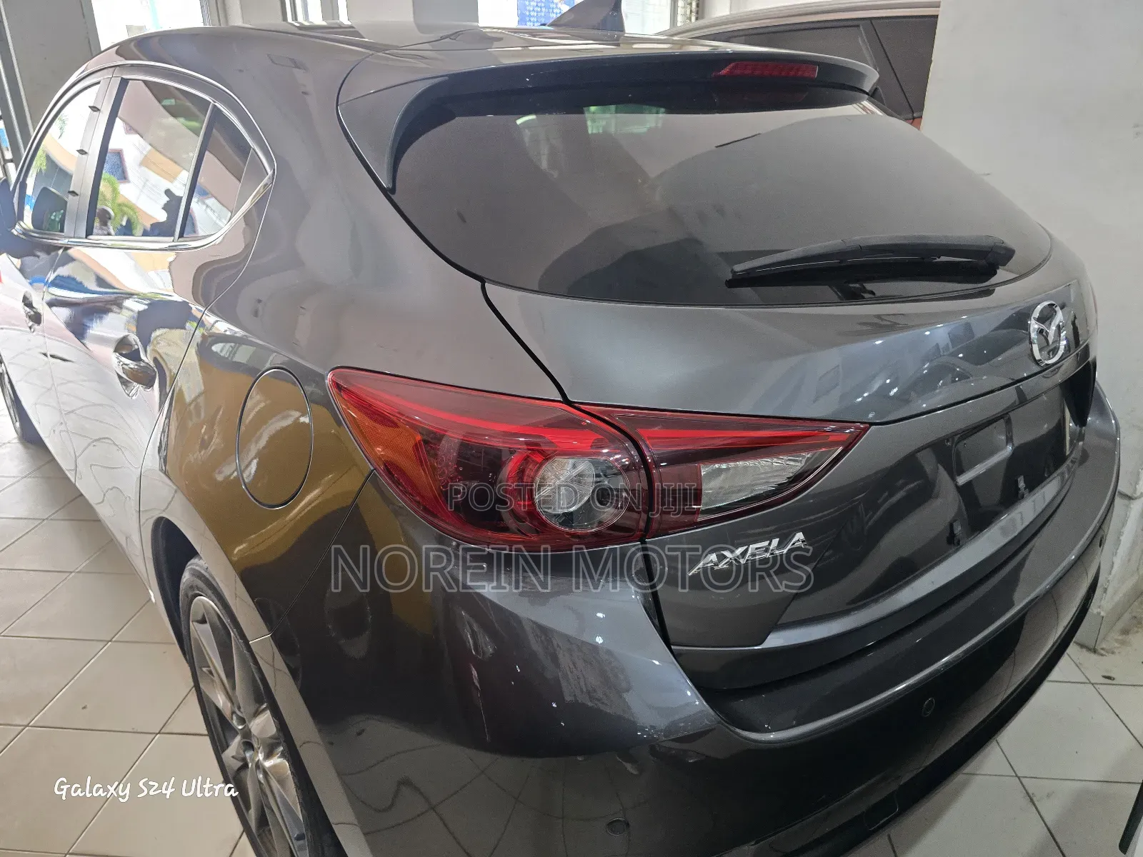 Mazda Axela 2017 Gray