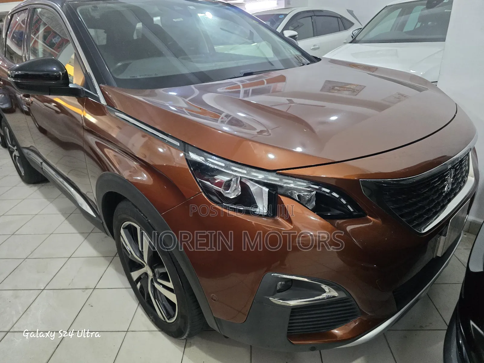 Peugeot 3008 2018 Brown