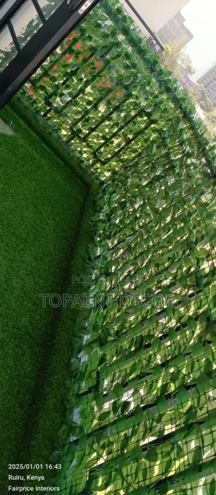 Balcony Dust Trap Artificial Ivy Privacy Fence and Grass Mat